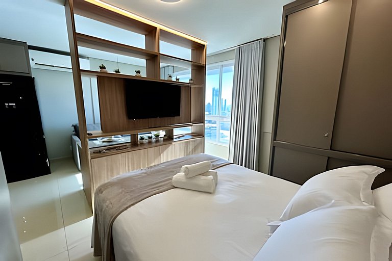 Studio Smart 1Q DNA Bueno by Boss