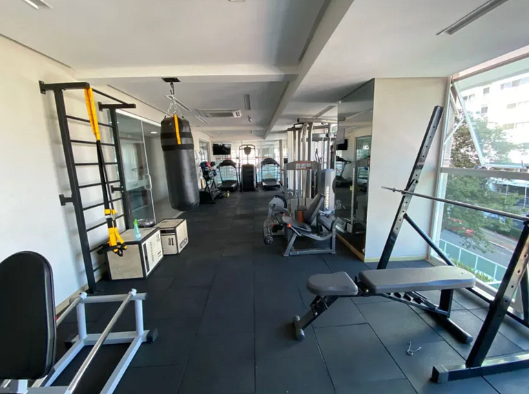 Suíte Elegante 1Q Point Marista by Boss