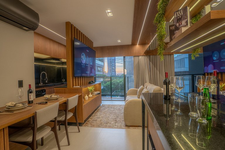 Studio Luxo 1Q Gyro Bueno by Boss