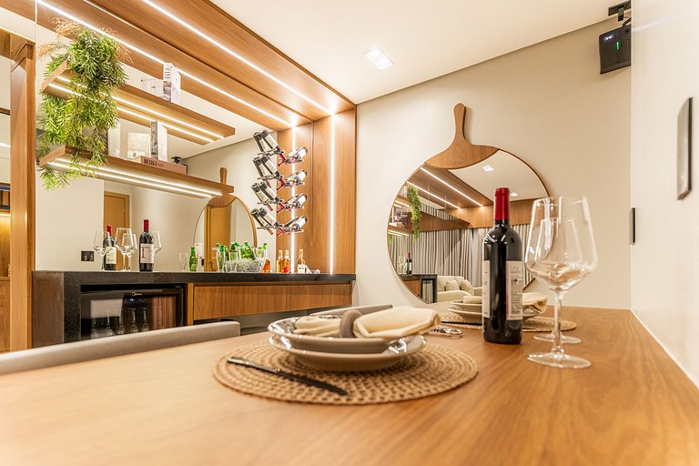 Studio Luxo 1Q Gyro Bueno by Boss