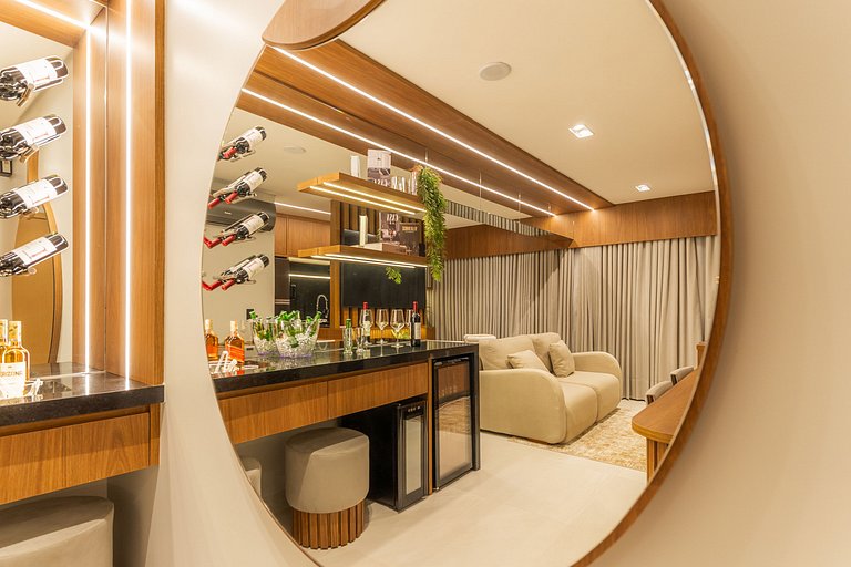 Studio Luxo 1Q Gyro Bueno by Boss