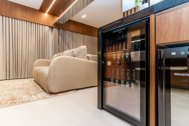 Studio Luxo 1Q Gyro Bueno by Boss