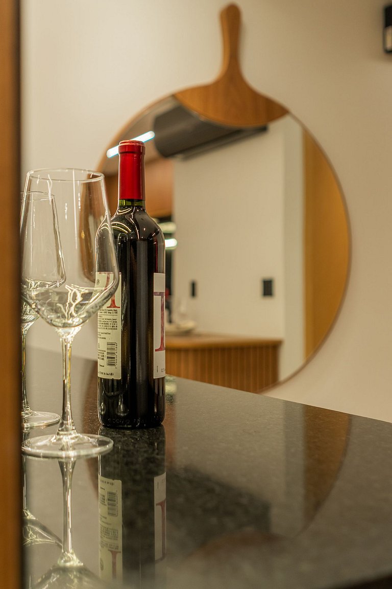 Studio Luxo 1Q Gyro Bueno by Boss