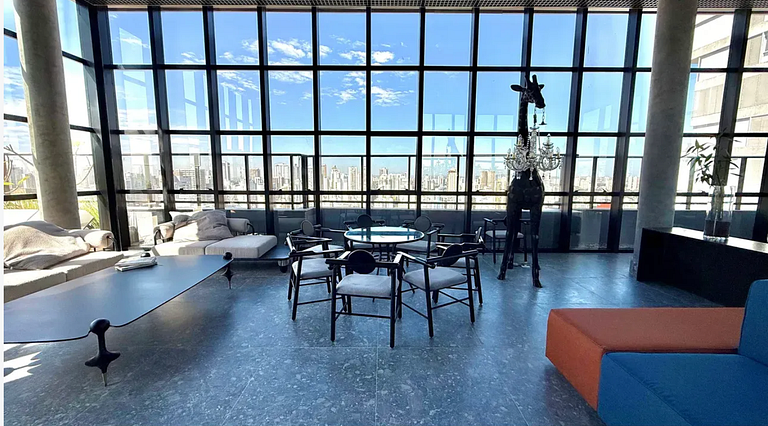 Studio Luxo 1Q Gyro Bueno by Boss